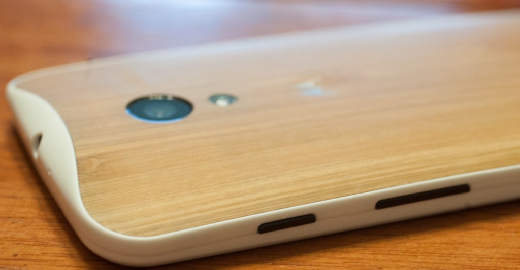 moto-x-bamboo-7-1050x590