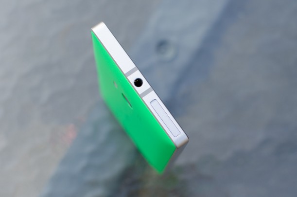 Microsoft Windows 10 Mobile iPhone
