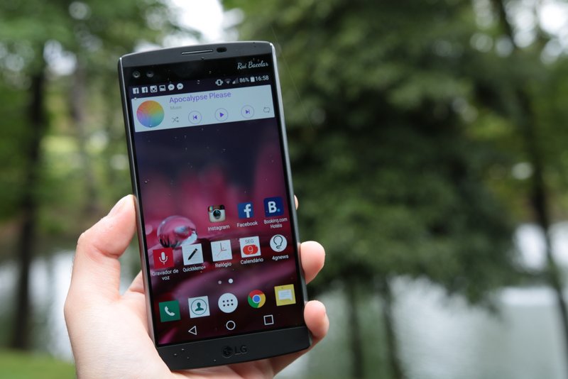 LG V10
