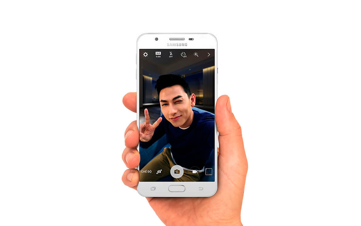 Samsung J7