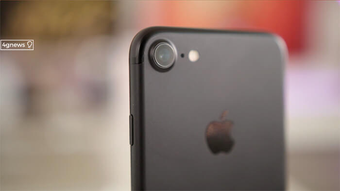 Apple iPhone 7