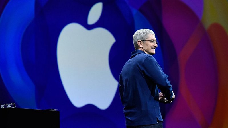 Apple iPhone Tim Cook CEO