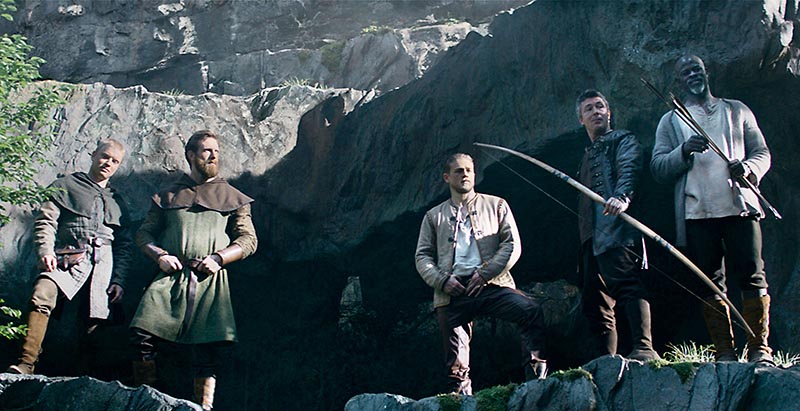 "Rei Artur: A Lenda da Espada" de Guy Ritchie