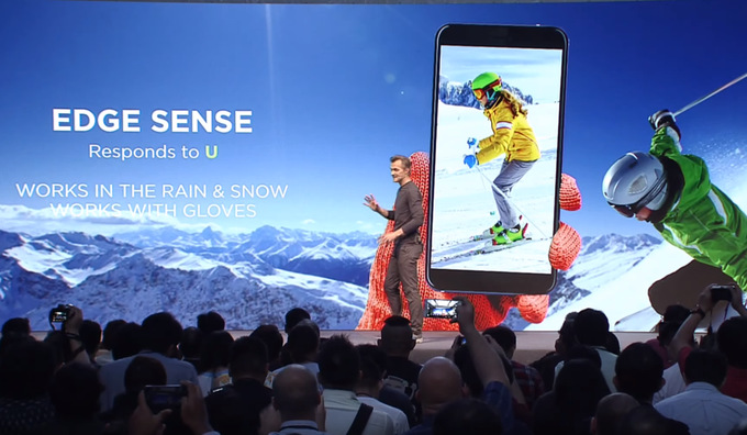 HTC Edge Sense - HTC U 11