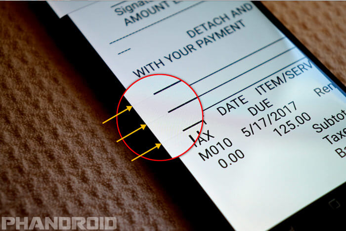 Exemplo de screen bleeding do Galaxy S8 - créditos: PhanDroid