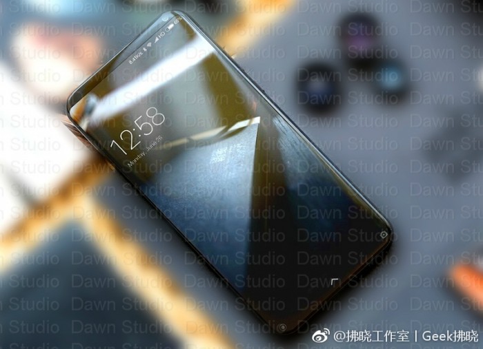 Alegado Xiaomi Mi Mix 2