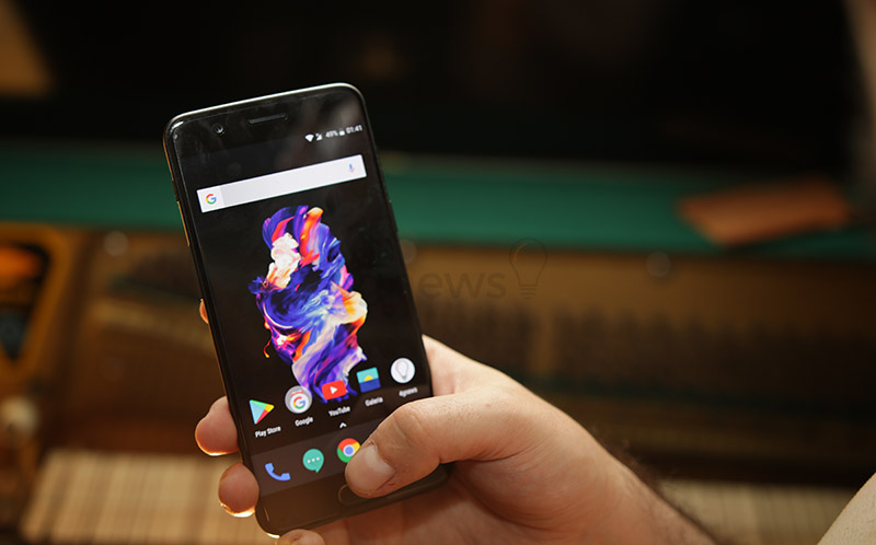 OnePlus 5 smartphone