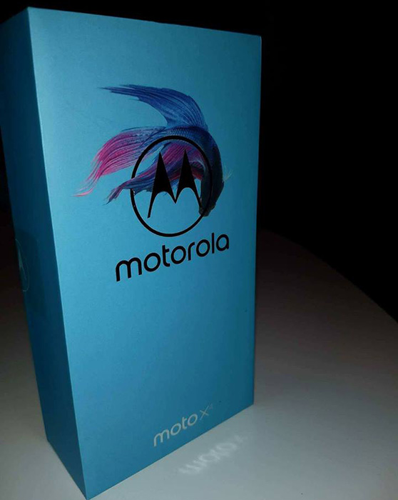 Motorola Moto X4 caixa