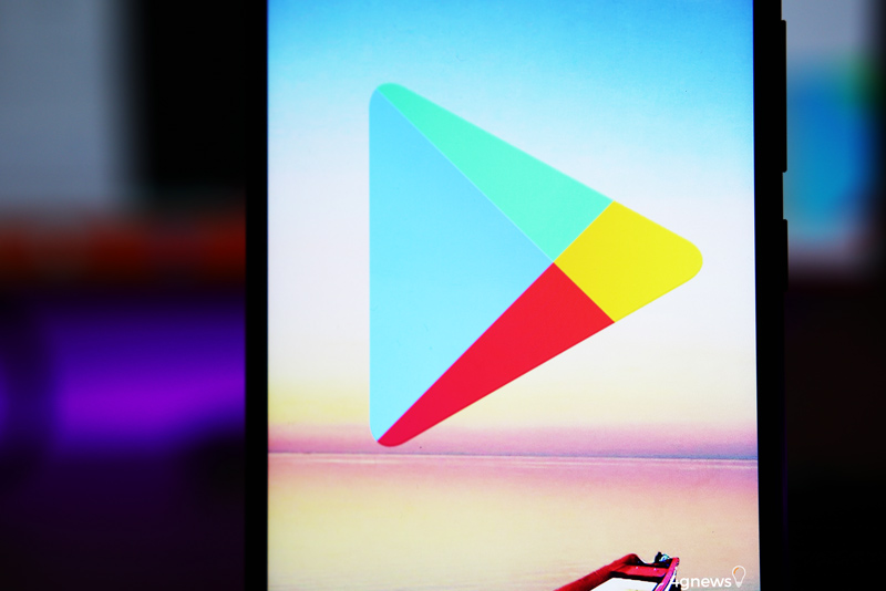 Google Play Store App Store Apple