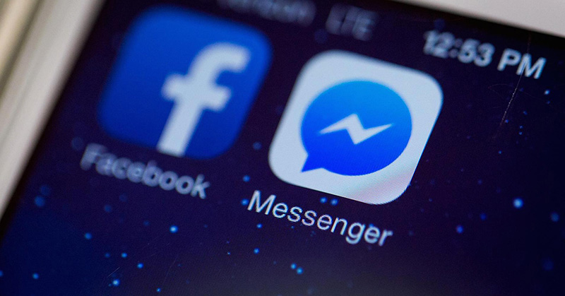 WhatsApp Instagram BlackBerry Facebook Messenger