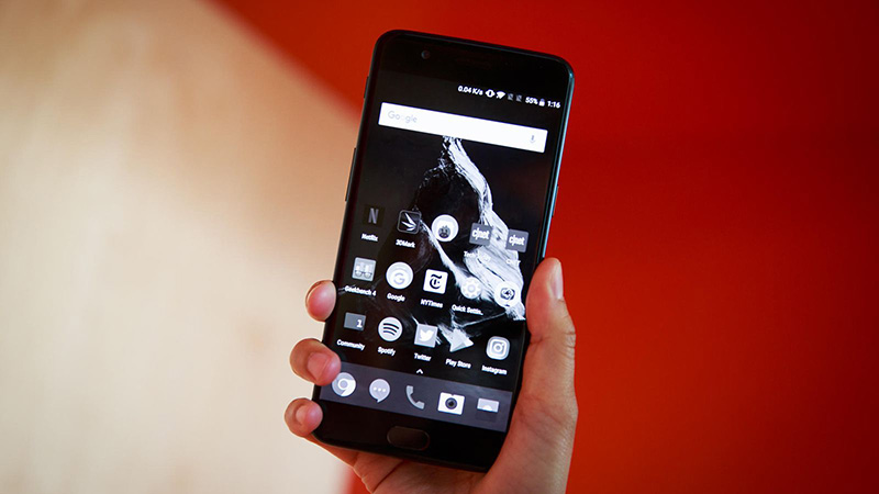 OnePlus fraude risco cartões de crédito cnet