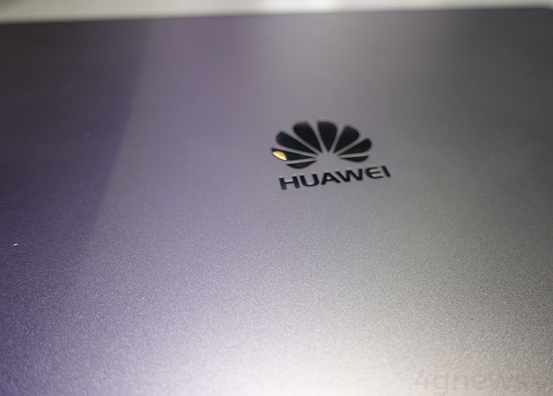 Huawei MateBook X MWC 2018