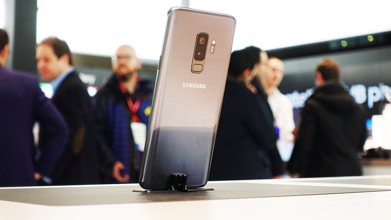 TWRP Xiaomi Mi MIX 2S Sony Xperia XZ2 Android Samsung Galaxy S9 Linux