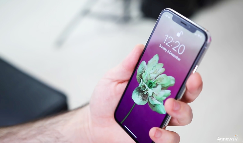 Apple iPhone X Plus Huawei P20 Pro