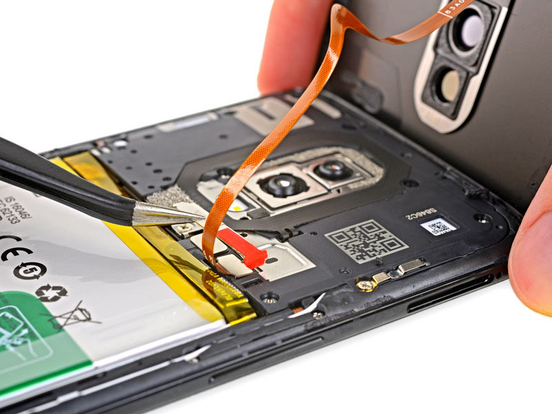 OnePlus 6 Android Oreo OxygenOS iFixit 1