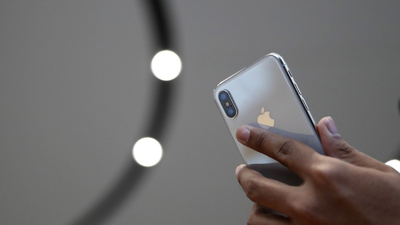 Apple iPhone