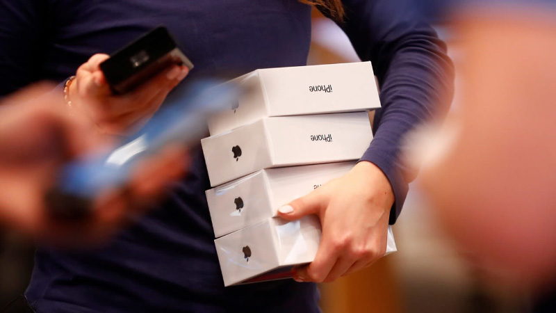 Apple iPhone XS Max iOS Reuters 1