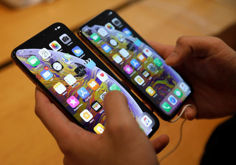 Apple iPhone XS Max iOS reuters