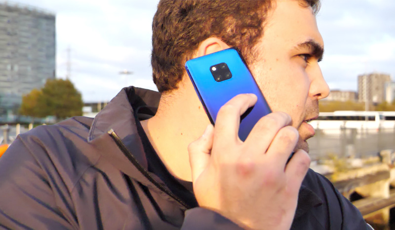 Samsung Galaxy Note 9 Huawei Mate 20 Pro Android smartphone