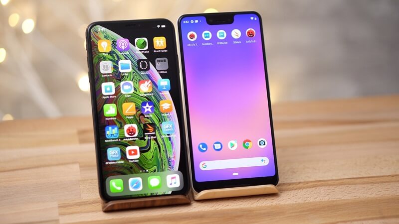 Android iPhone Apple smartphones