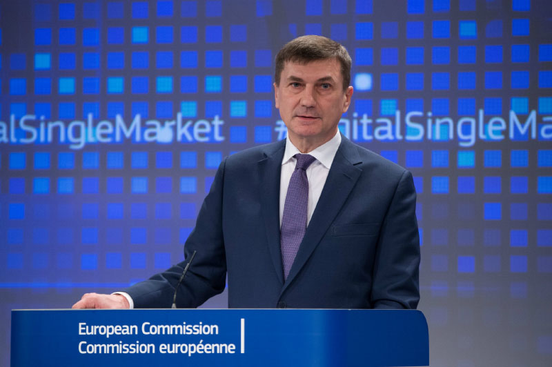Angus Ansip Comissão Europeia Huawei